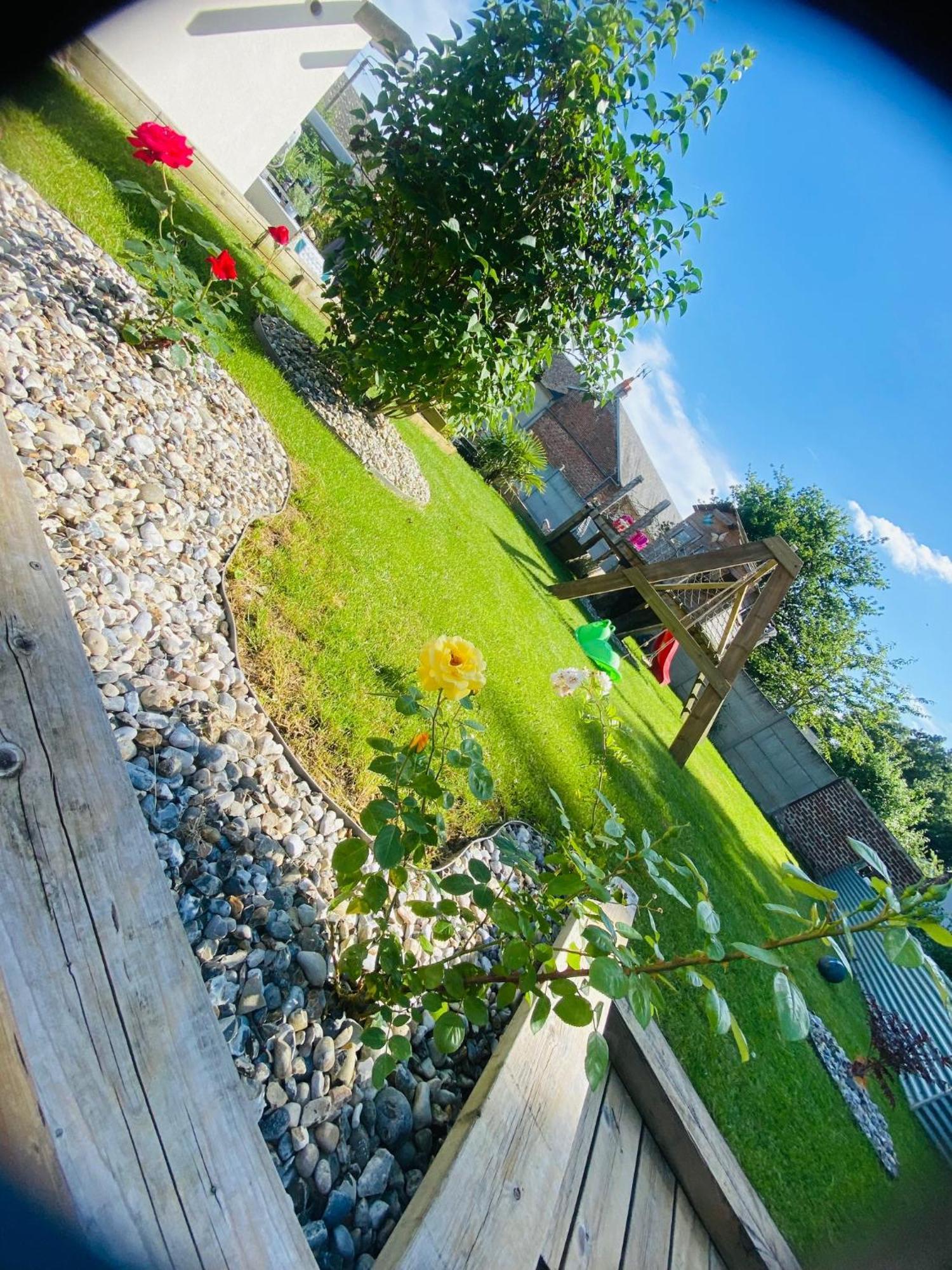 Bed and Breakfast Les 3 E Englebelmer Zewnętrze zdjęcie